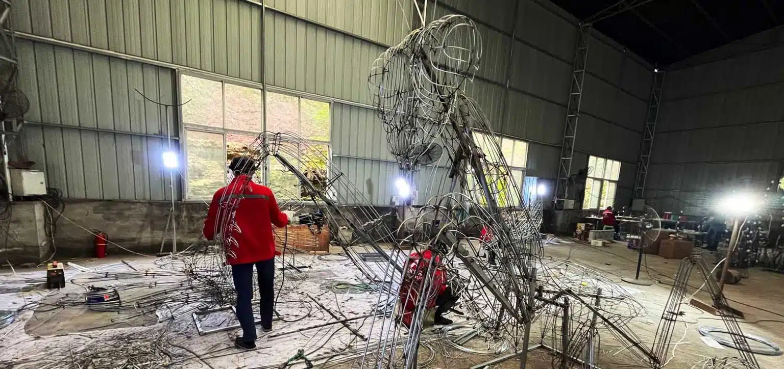 CHINESE LANTERN CRAFT, LANTERN MAKING, INSTALL LIGHTS