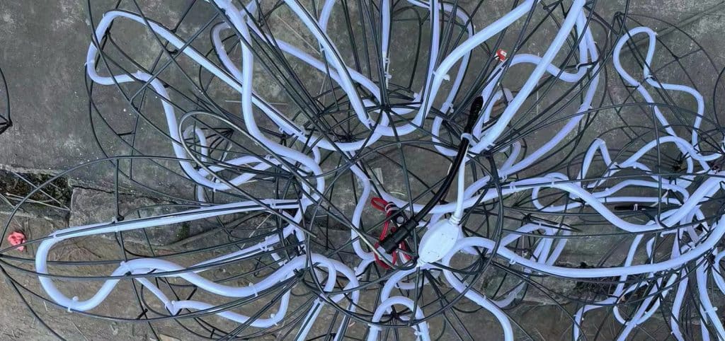 Internal Circuitry of Chinese Water Lanterns.