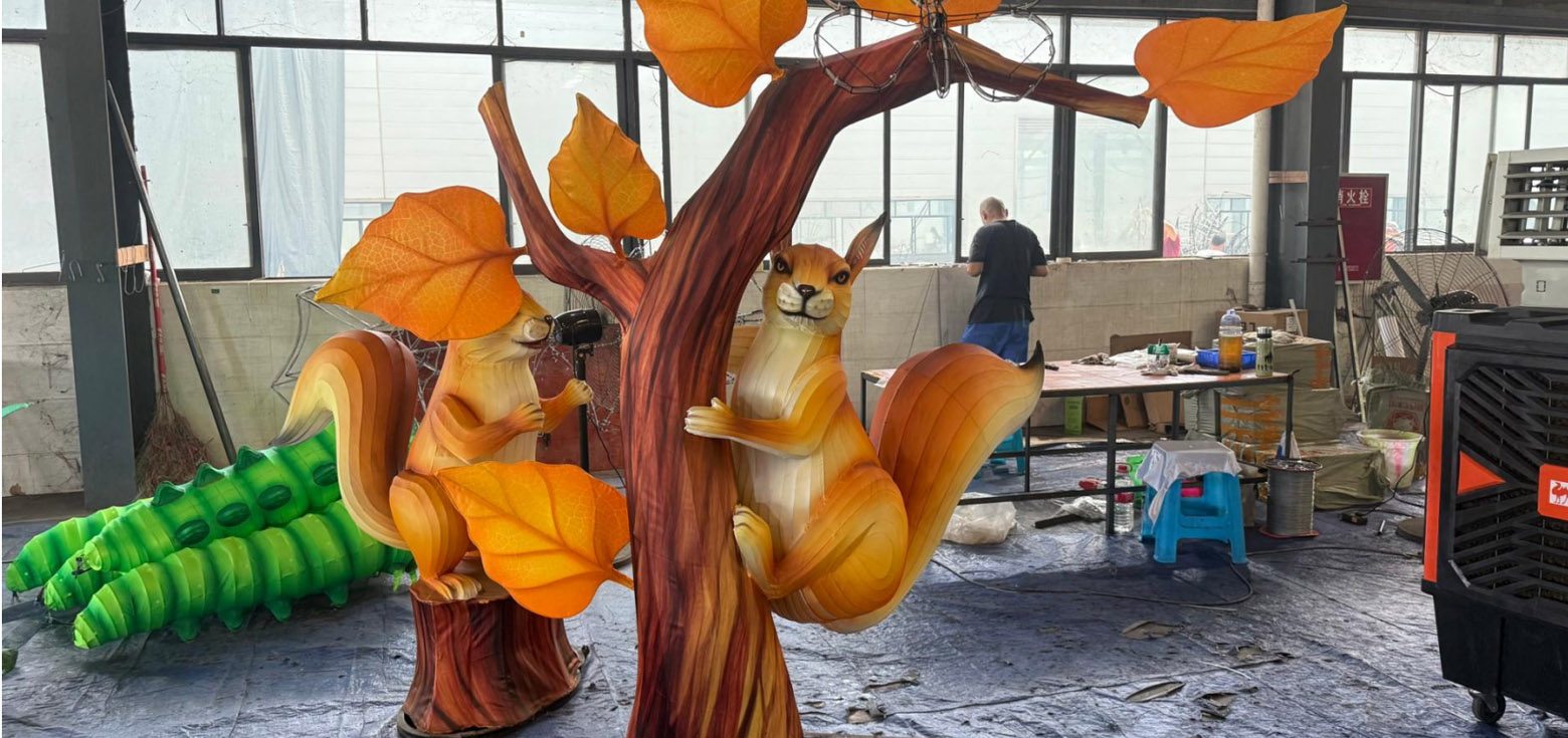 Zoo & Botanical garden Lantern Festival Solutions 8 Handcrafted illuminated squirrel sculptures preparing for an upcoming international zoo lantern festival.