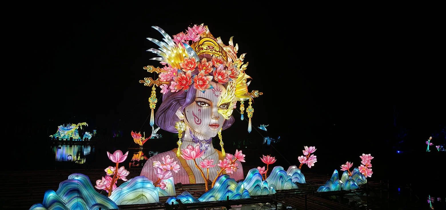 Huge Chinese Lanterns project: 8m floating Zanhua Goddess giant figure lantern in Hefei.