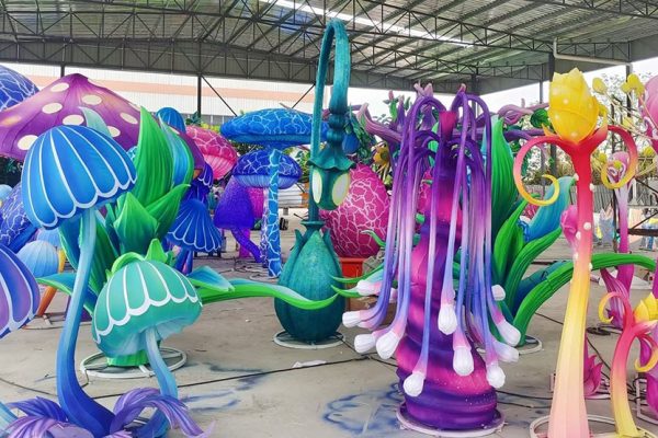 The Colorful and Diverse Chinese Botanical Lantern Series.