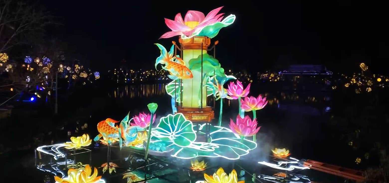 Custom Large Floating Water Lanterns - PaintingLantern