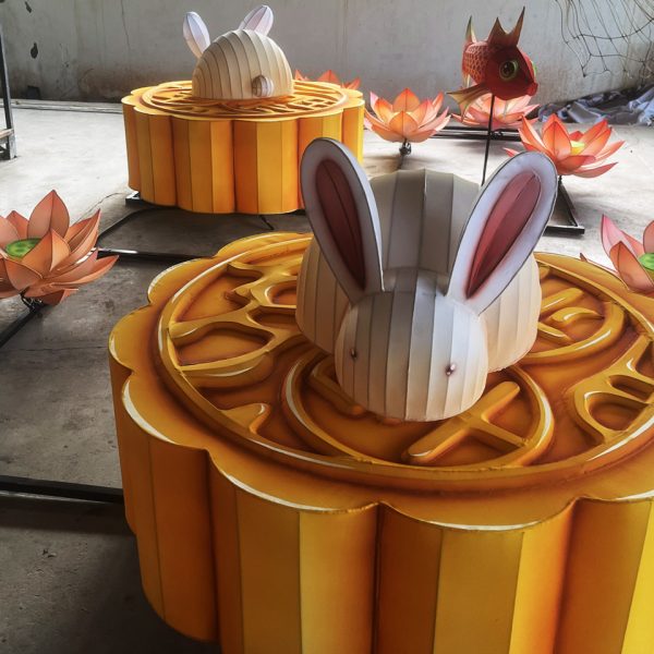 The adorable rabbit and mooncake-shaped Moon Festival lanterns.
