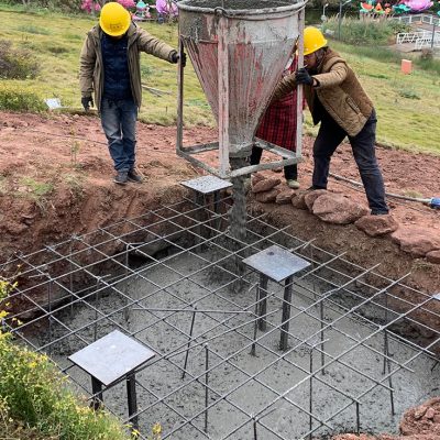 On-site Installation Process for Chinese Lantern Projects